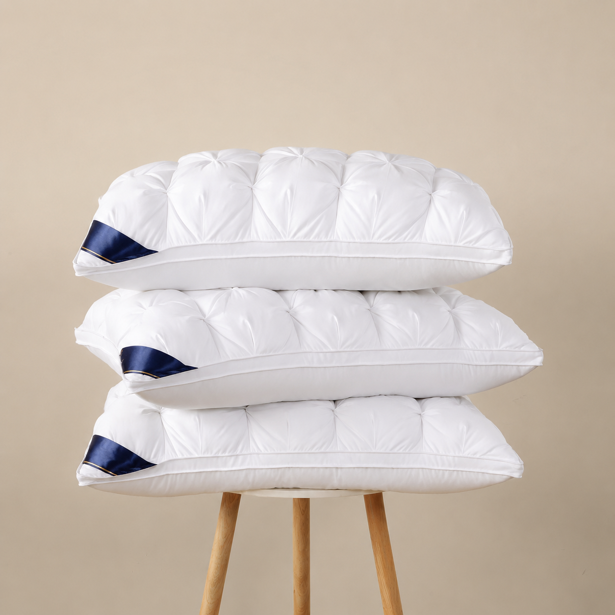 Cloudyn Luxury Pillow
